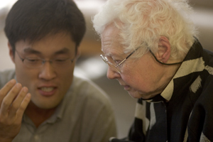 Suzanne Deutsch and Yong-ll Shin talking