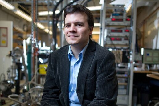 Pablo Jarillo-Herrero in his lab