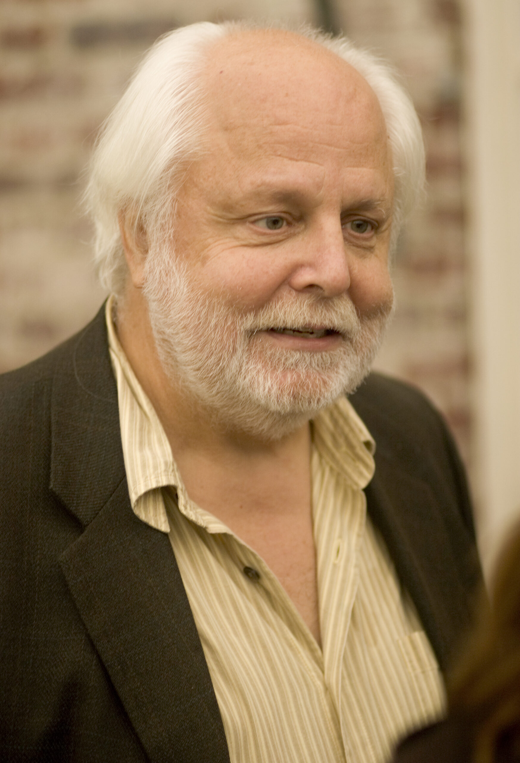 A portrait of Neil Pappalardo smiling at the 2005 Physics Fall Reception.